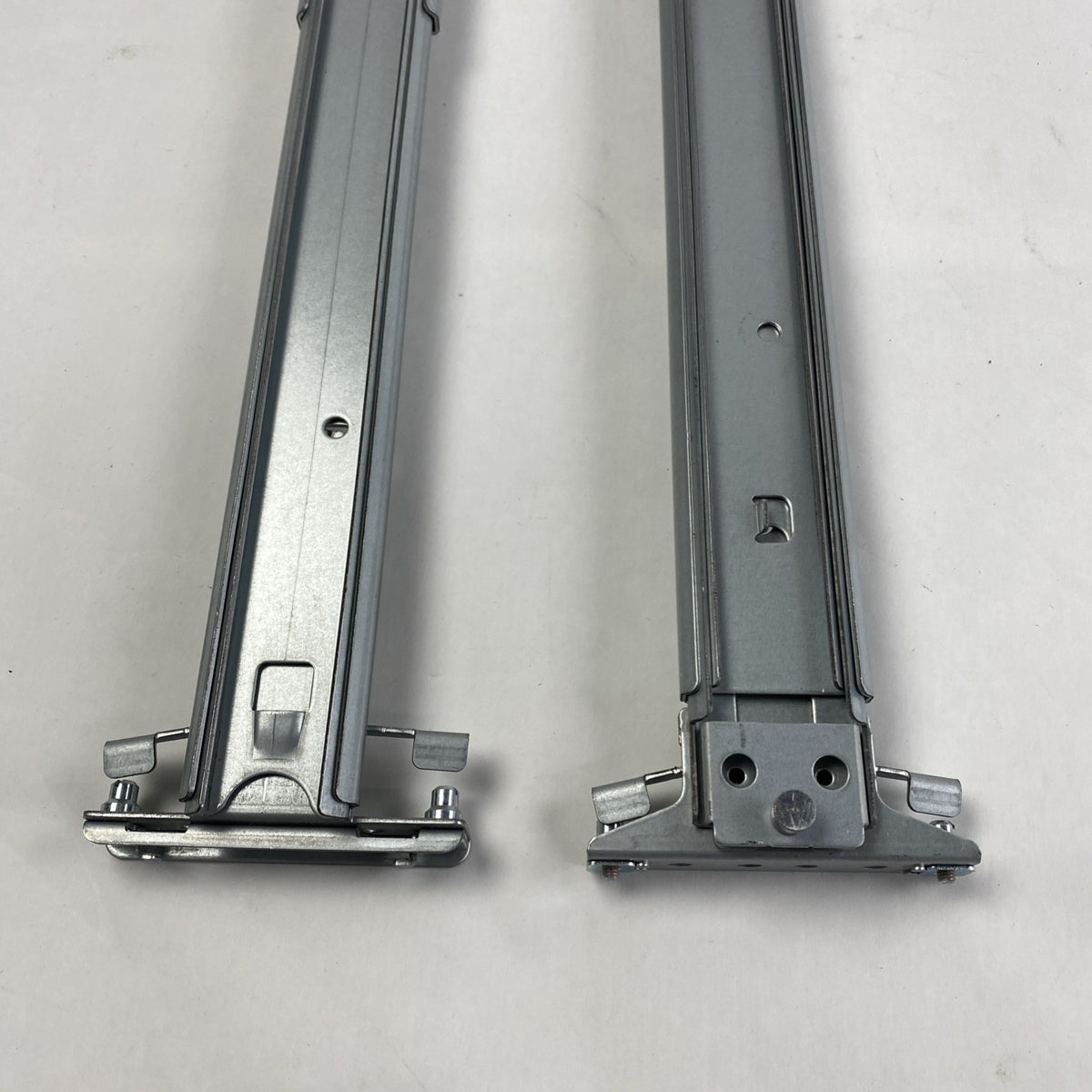 487259 001 A APCISW A Sliding Rail 2U MNTGHDWR Inner and Outer No Hardware10