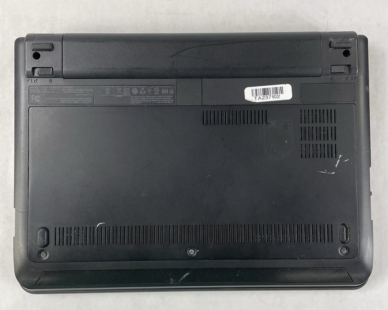 Lenovo ThinkPad X140e 11.6" AMD A4-5000 1.50 GHz 4 GB RAM No SSD/OS/AC