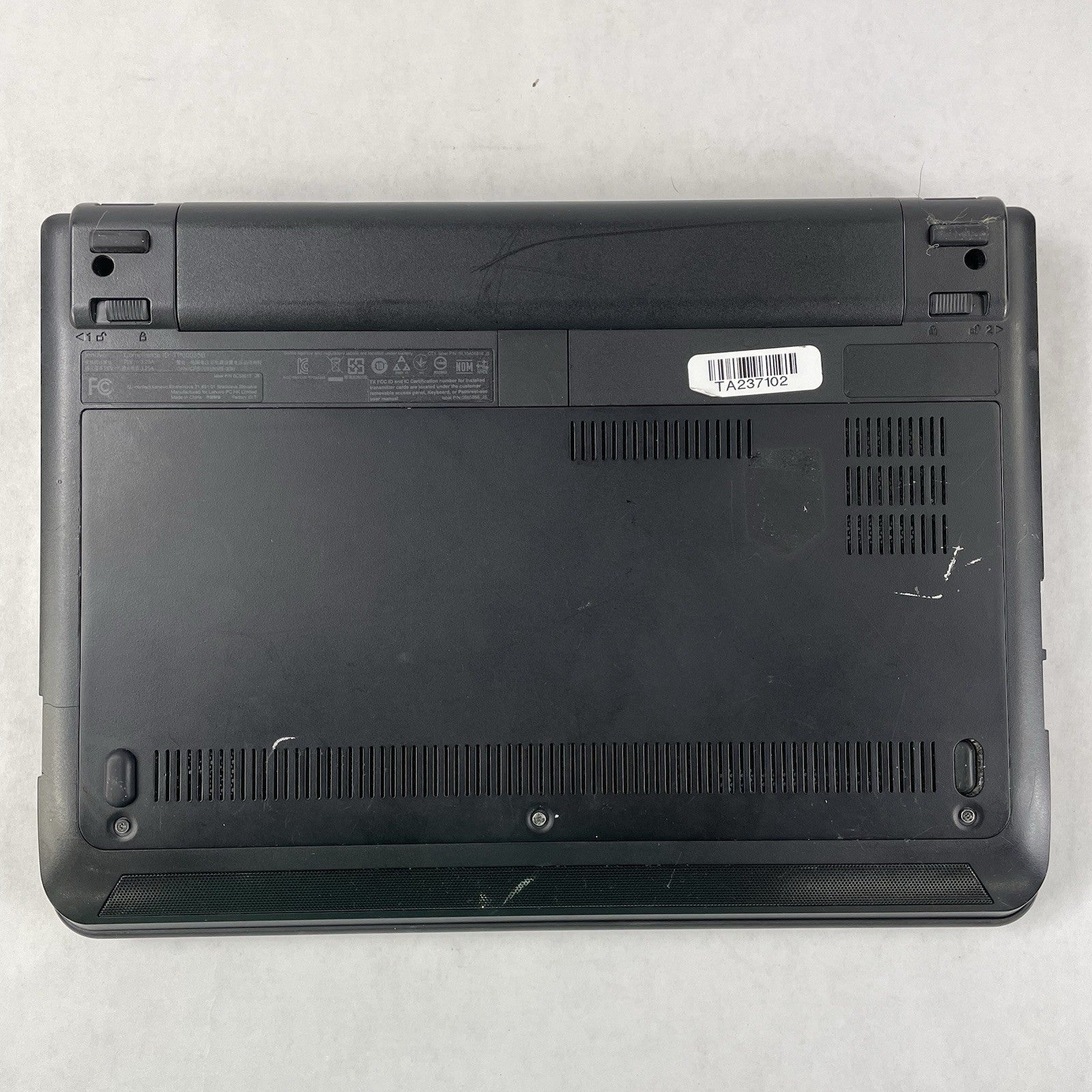 Lenovo ThinkPad X140e 11.6" AMD A4-5000 1.50 GHz 4 GB RAM No SSD/OS/AC14