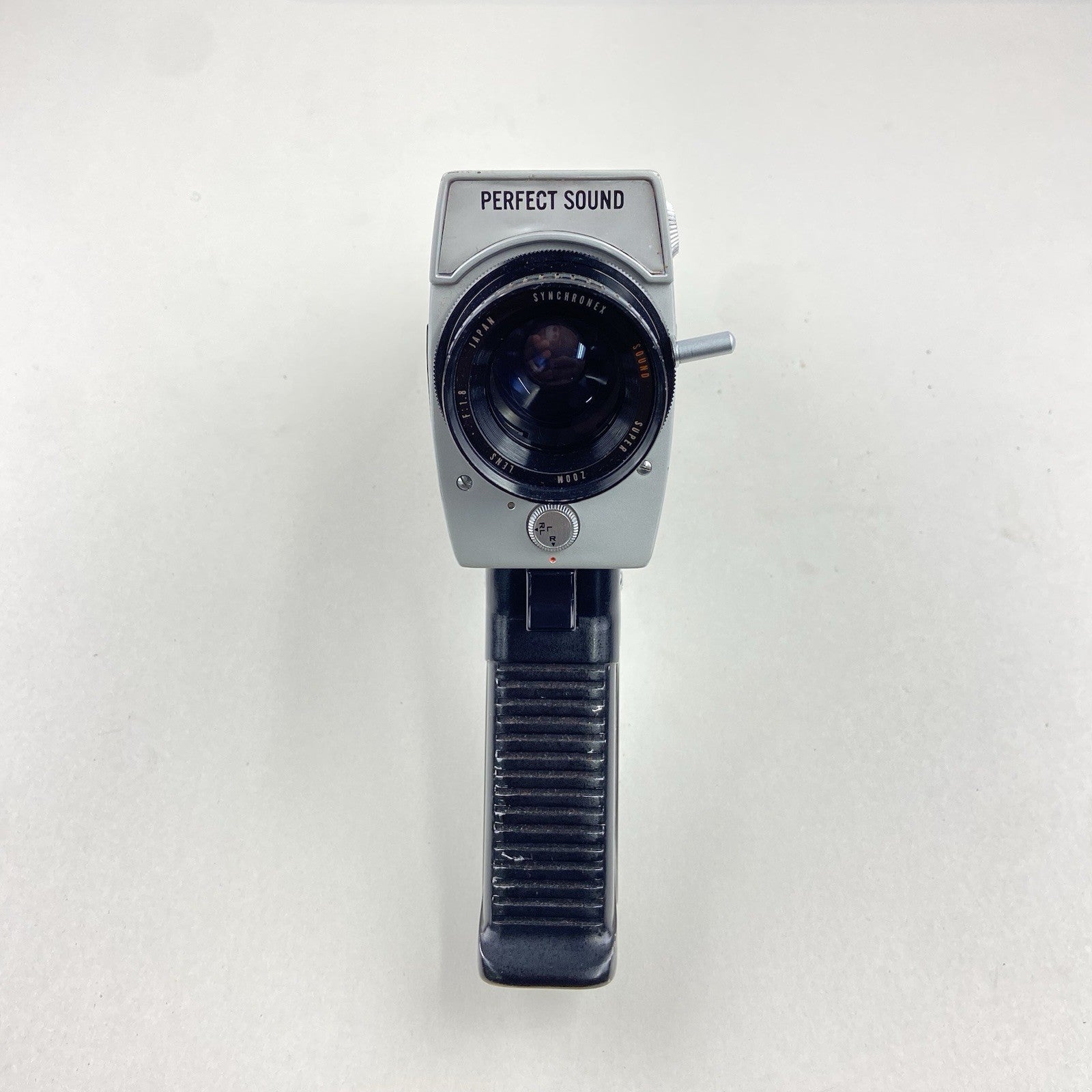 Vintage Synchronex Mark IV Movie Camera Japan 18467 Super Zoom & Case Untested2