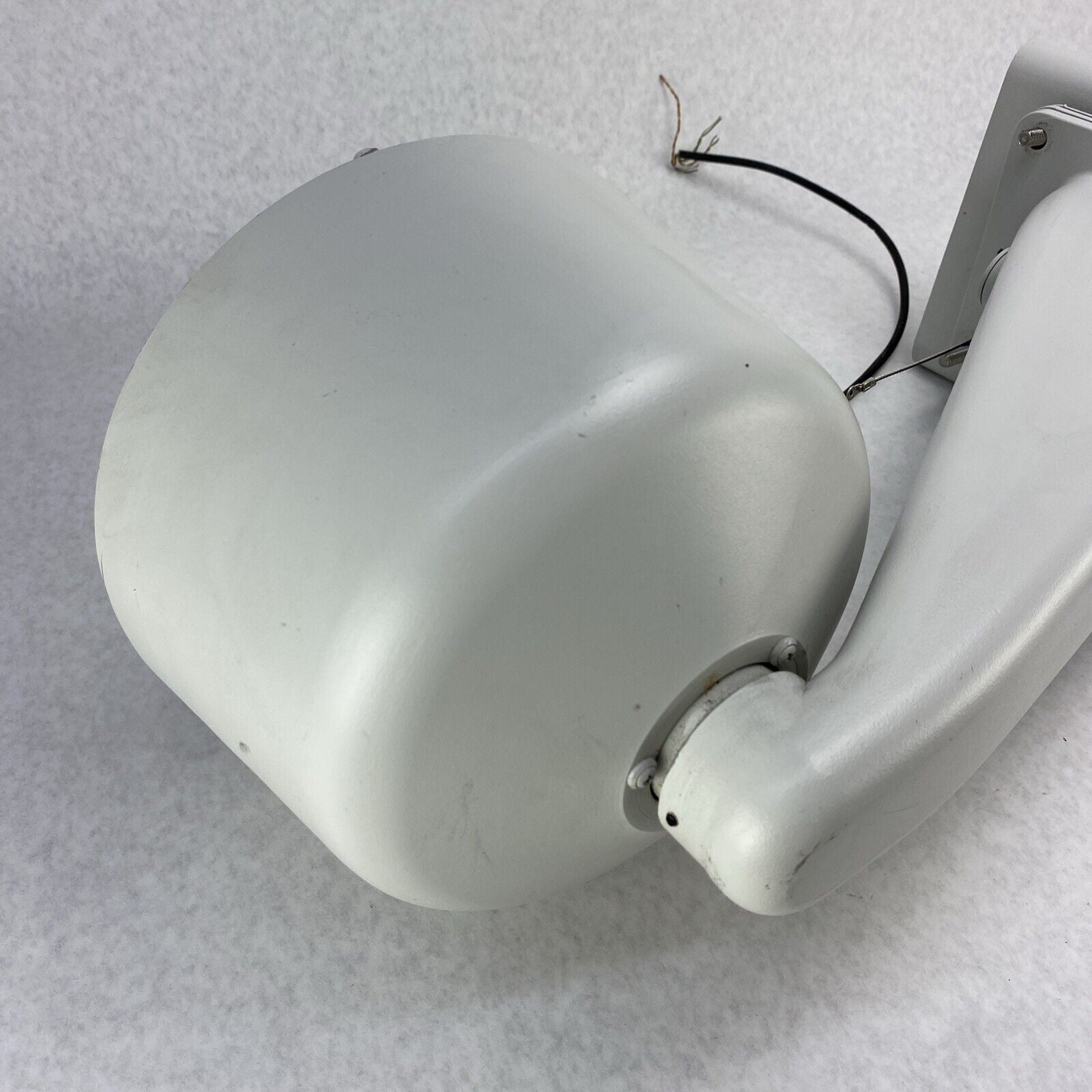 Pelco BB4-PG-E Outdoor Pendant Fixed Mount No Dome w/ PA402 Mount & Components