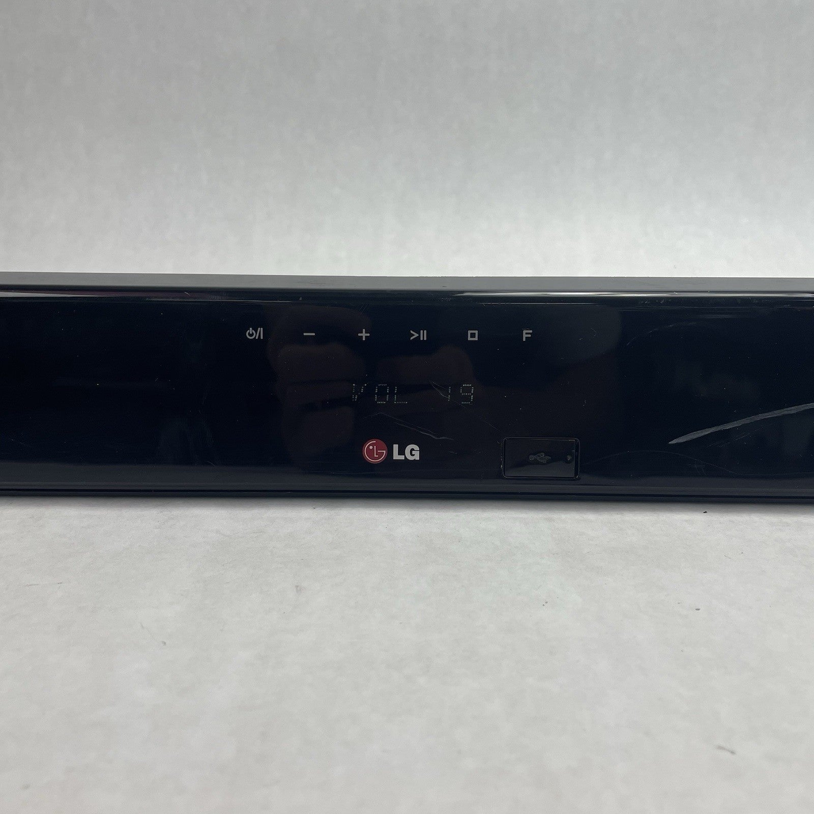LG  NB3532A Bluetooth Soundbar