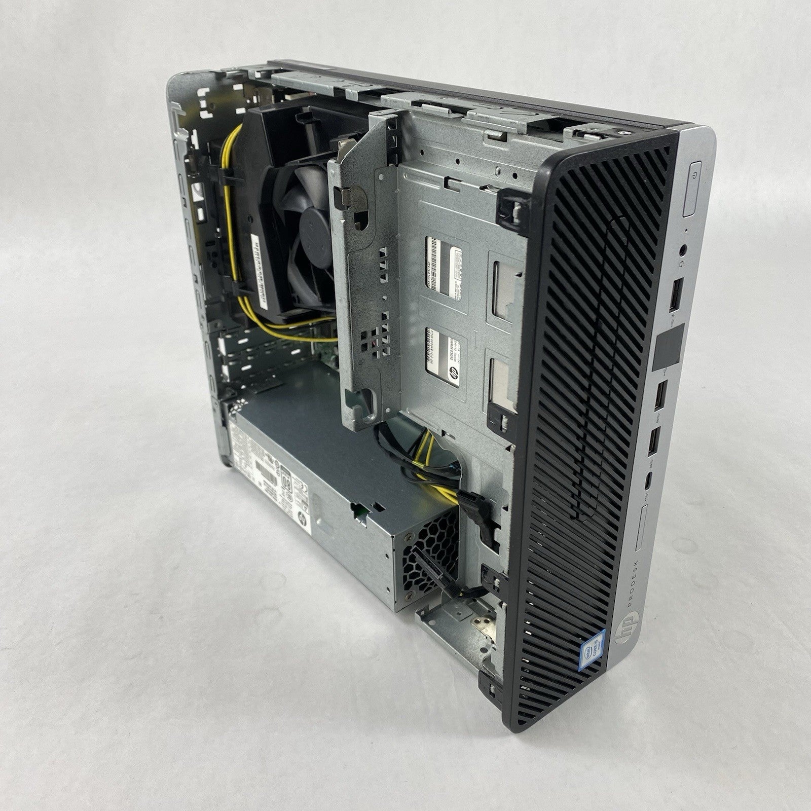 HP ProDesk 600 G3 SFF intel Core i5-6500 3.2GHz No RAM No HDD No OS READ9