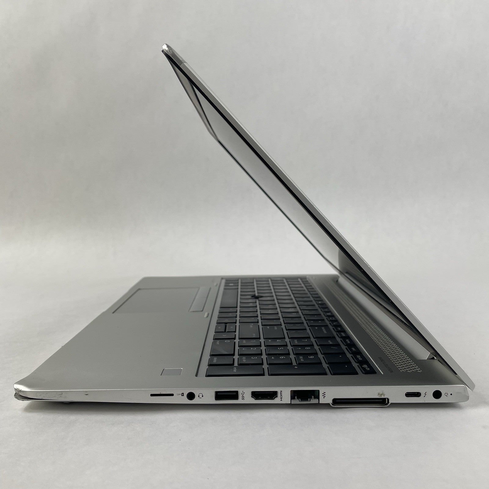 HP EliteBook 850 G6 15.6" i5-8365U 1.60 GHz 8 GB RAM No SSD/OS/AC - Bad Corner3