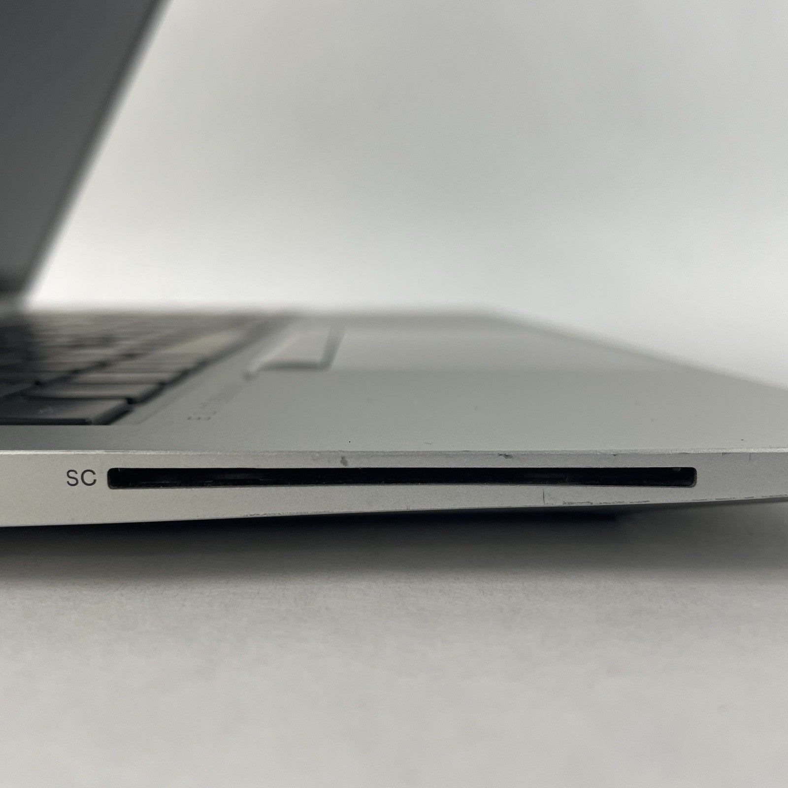 HP EliteBook 850 G8 15.6" i7-1185G7 3.00 GHz 16 GB RAM No SSD/OS/AC5