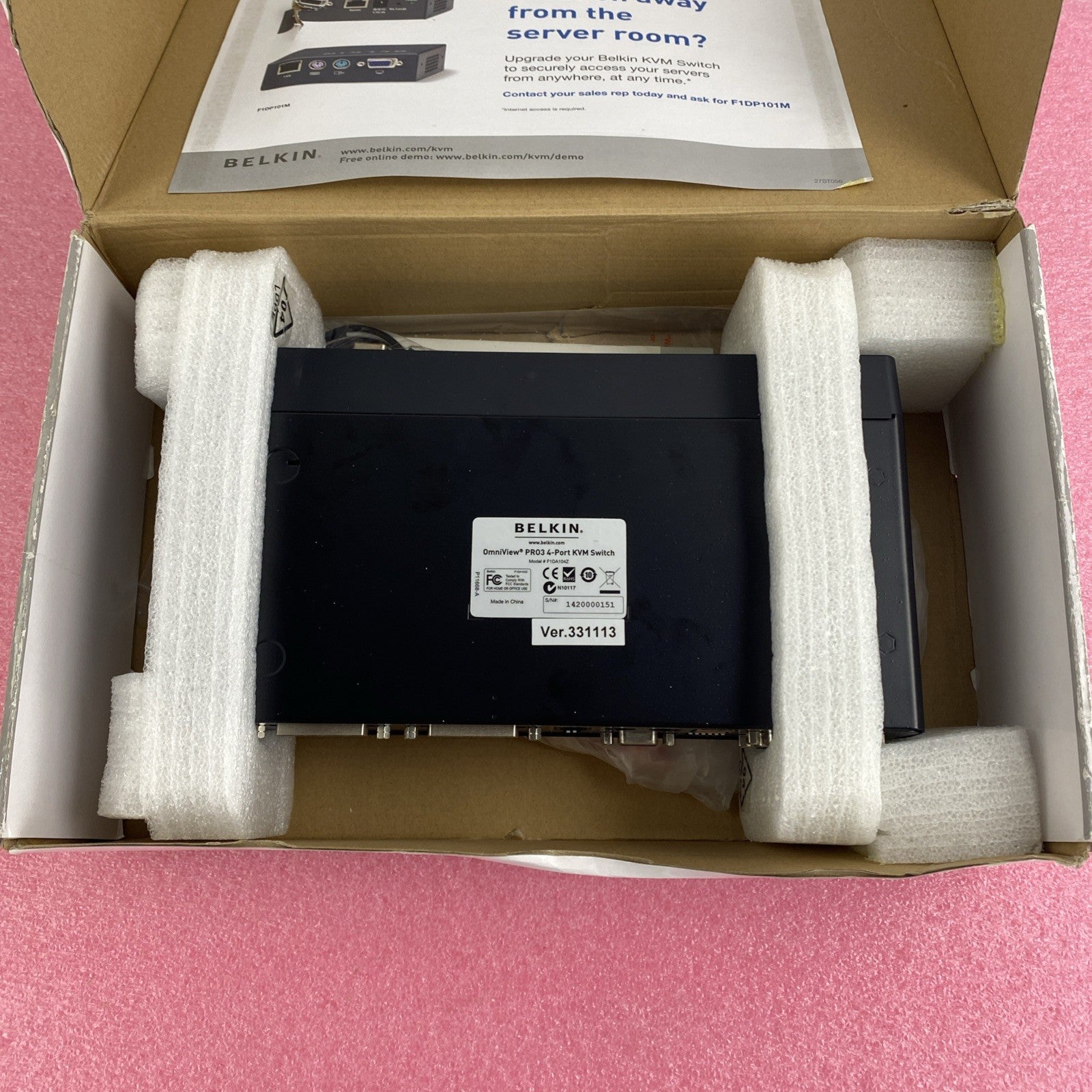 Belkin F1DA104Z OmniView Pro3 4-port KVM Switch3