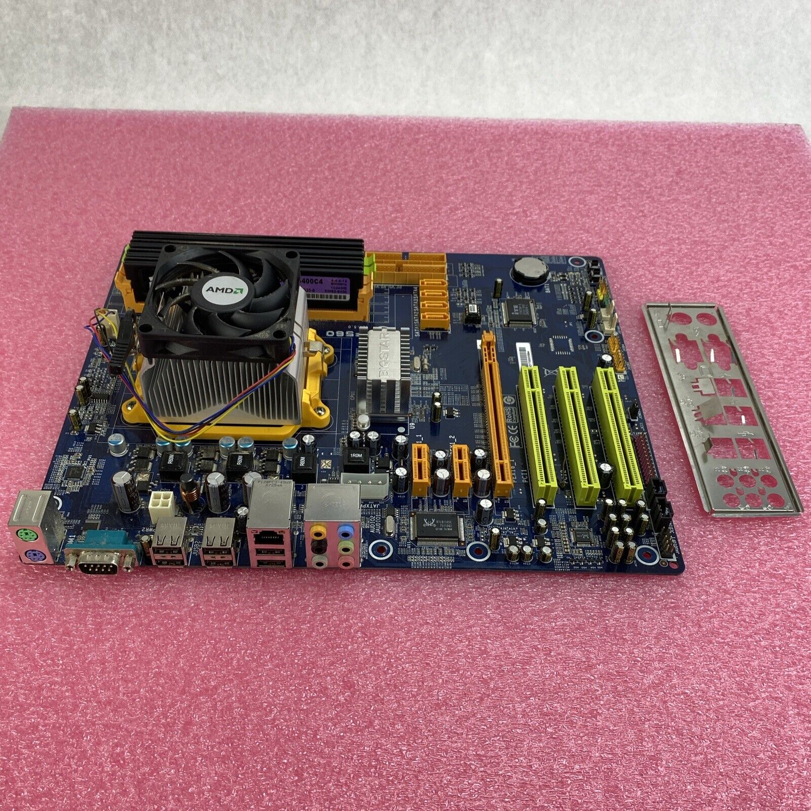 Biostar TF560 A2+ Motherboard AMD Athlon 64 x2 2.21GHz 4GB RAM w/ Shield