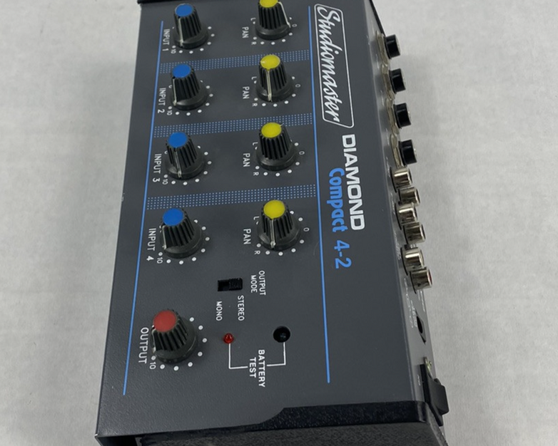 Studiomaster Diamond Compact 4-2 Audio Mixer - Parts or Repair