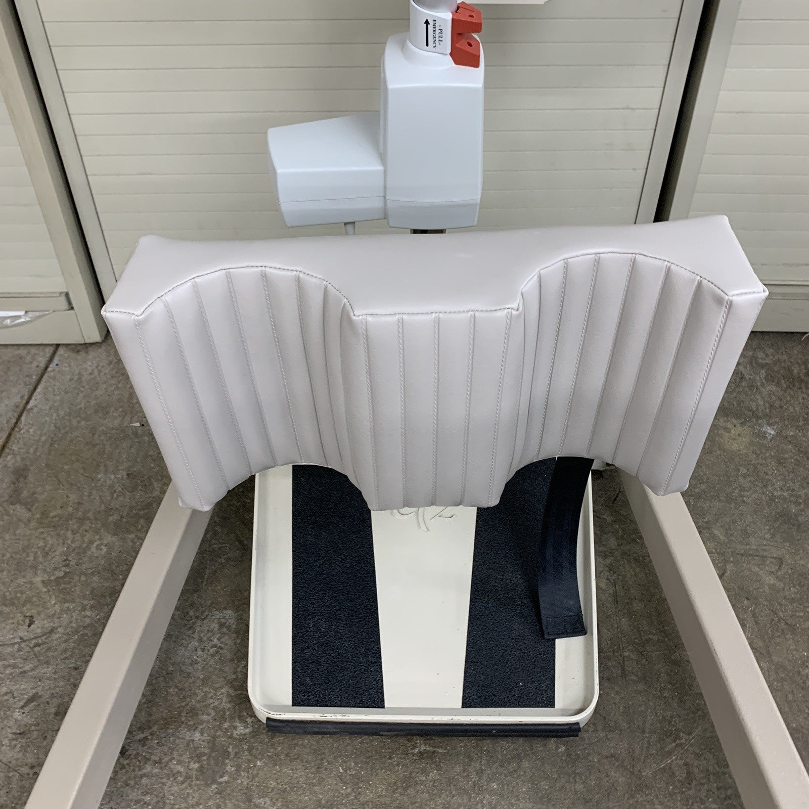EZ Way EZ Stand 898 Battery Electric Patient Lift Sit-TO-Stand 400 LB