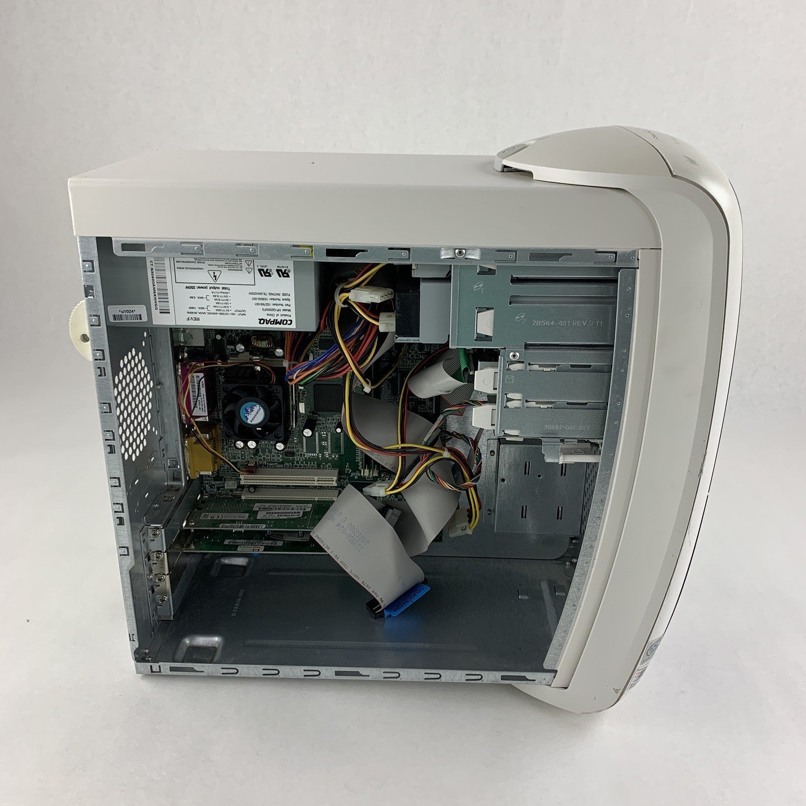 Compaq Presario 5010US Vintage Pentium III 866 MHz 256 MB RAM No OS No HDD