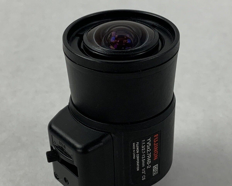 Fujinon YV5x2.7R4B-2 1:1.3/2.7mm-13.5mm Lens