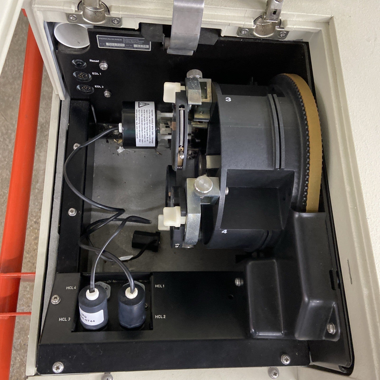 Perkin Elmer Zeeman Atomic Absorption Spectrometer Model 4100ZL