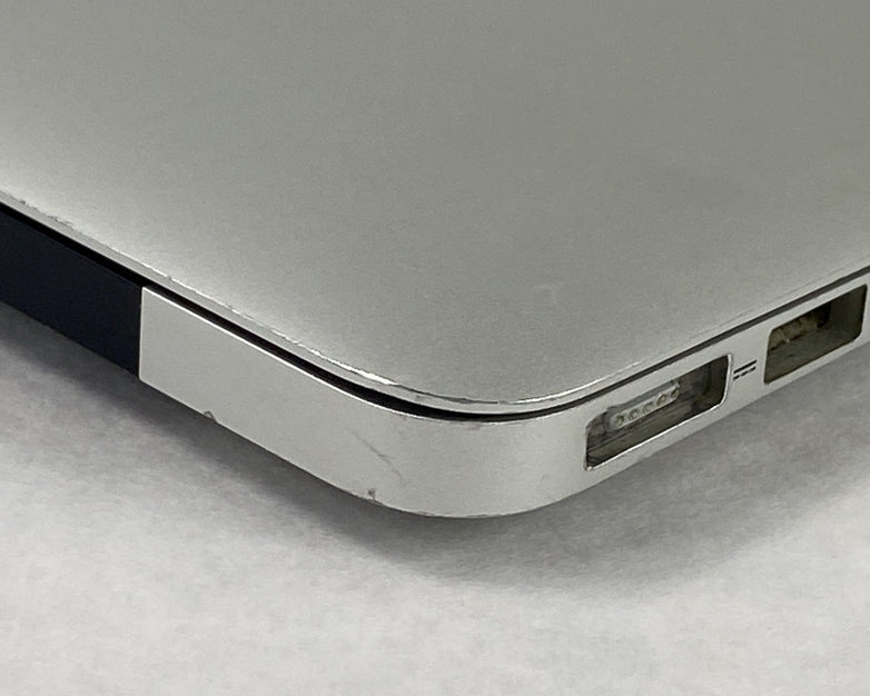 Apple MacBook Air A1466 2012 13" 1.8GHz i5 4GB RAM 250GB SSD os10.15.7 364Cycles