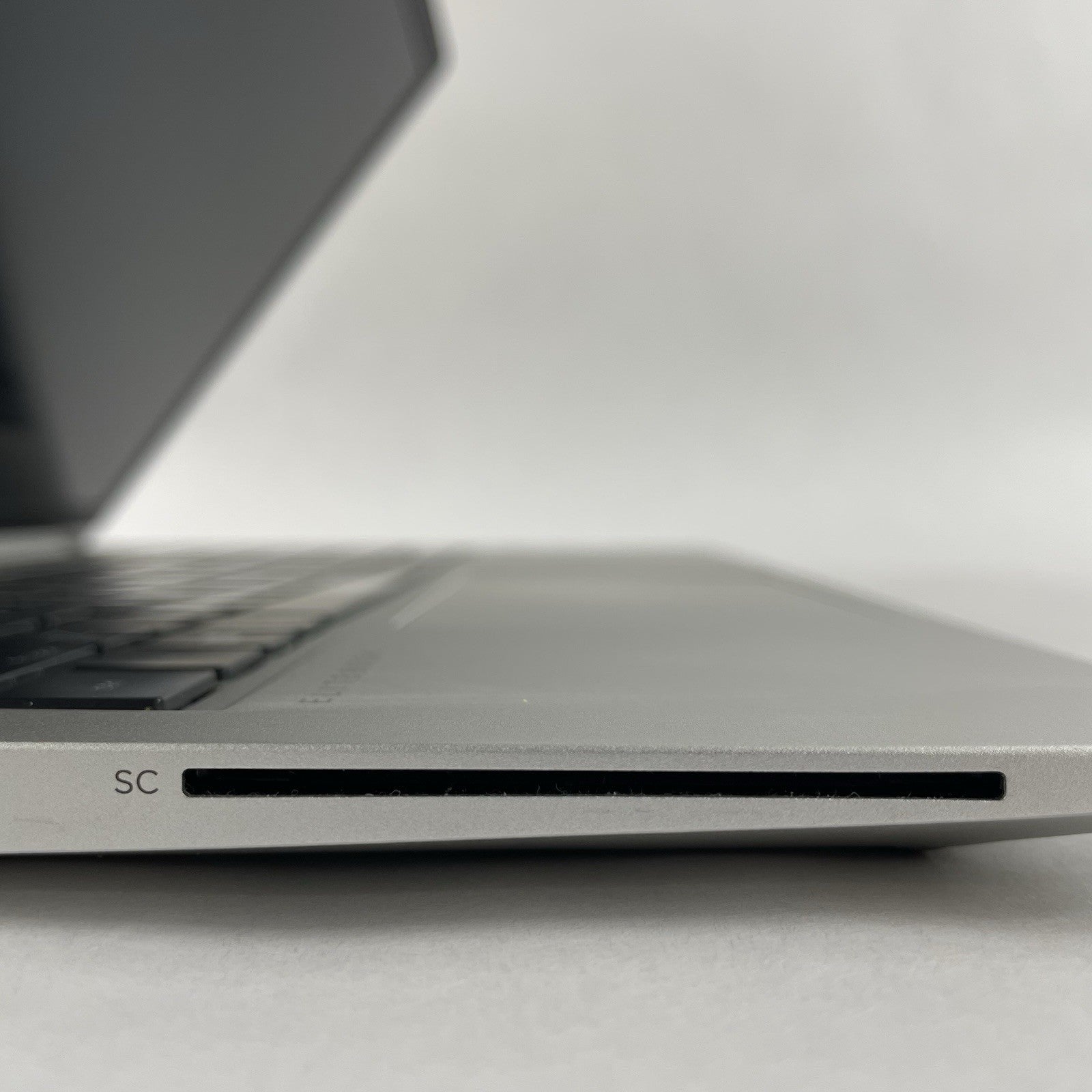 HP EliteBook 655 G9 15.6" AMD Ryzen 5 Pro 5675U 2.30 GHz 8 GB RAM No SSD/OS/AC5