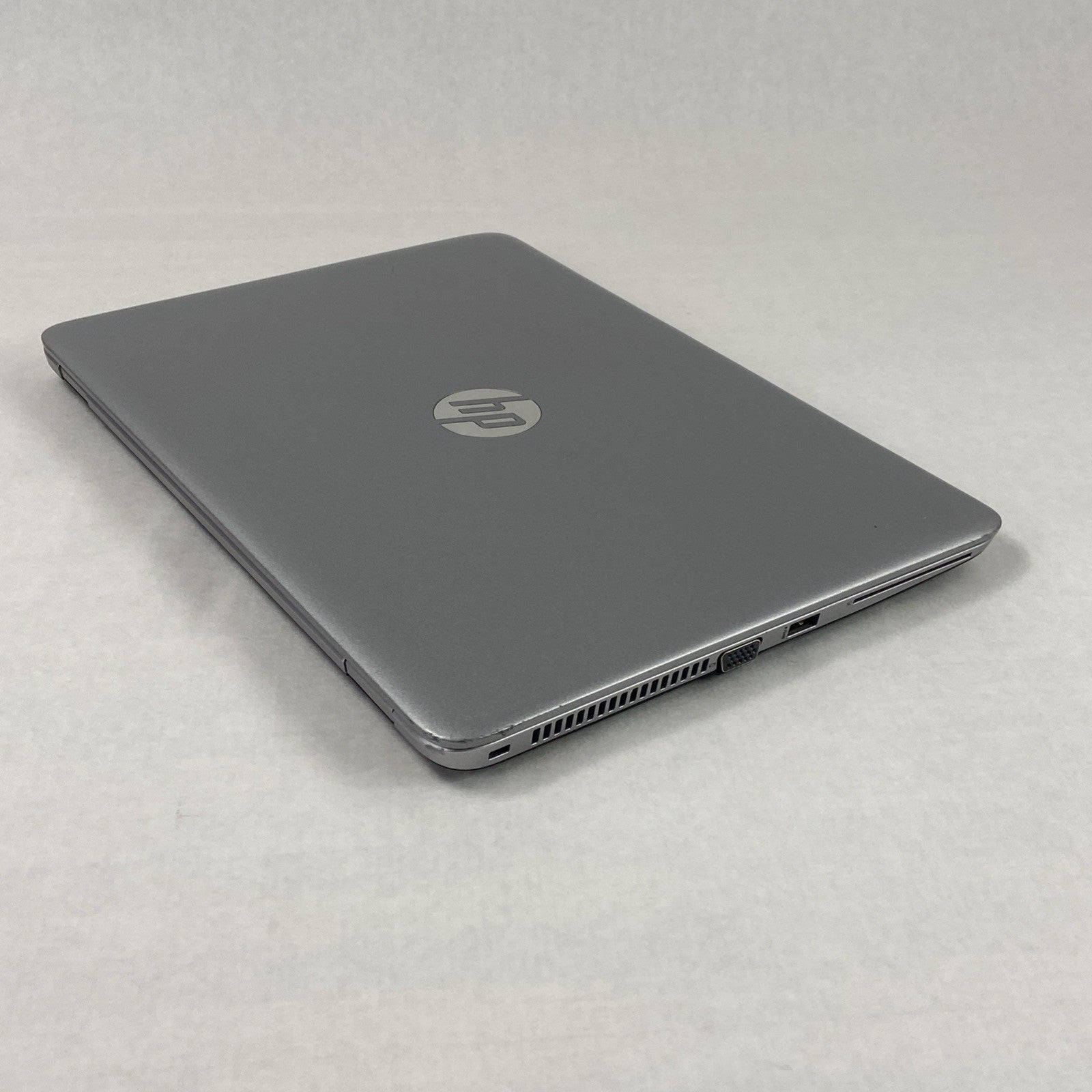 HP EliteBook 840 G3 Core i5-6300U 2.4 GHz 8GB RAM 14" No Battery No HDD No OS