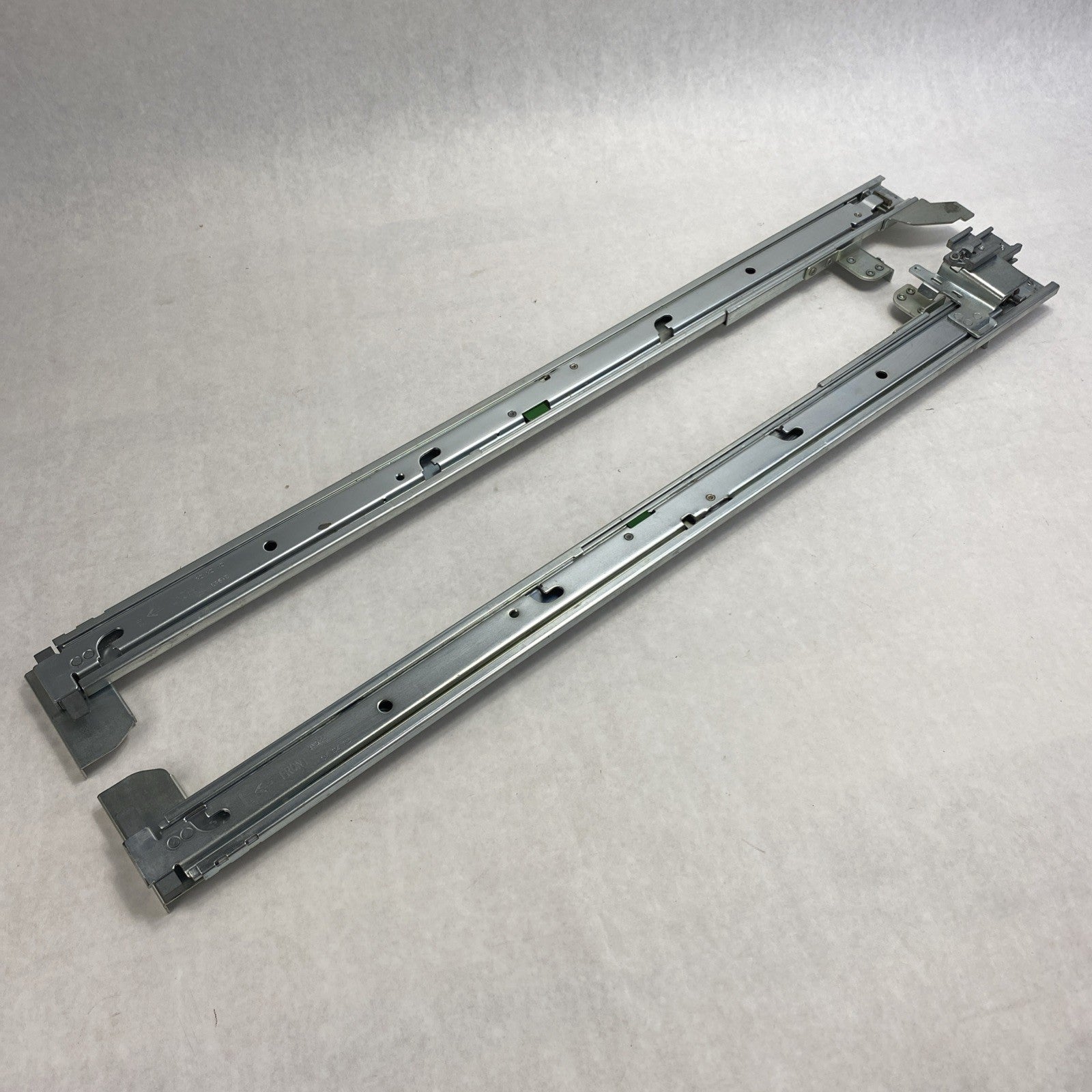 Dell PowerEdge 0Y4973 0Y4974 2U Rail Set0