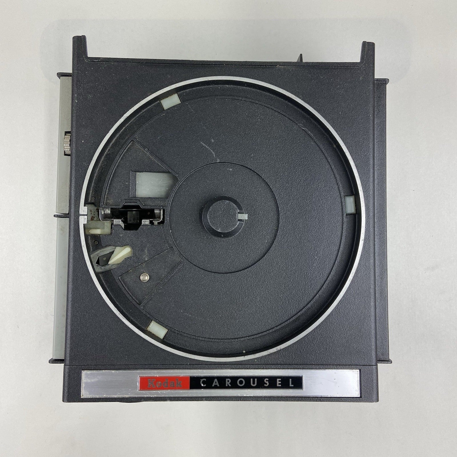 Vintage Kodak Model 550 Carousel Projector2