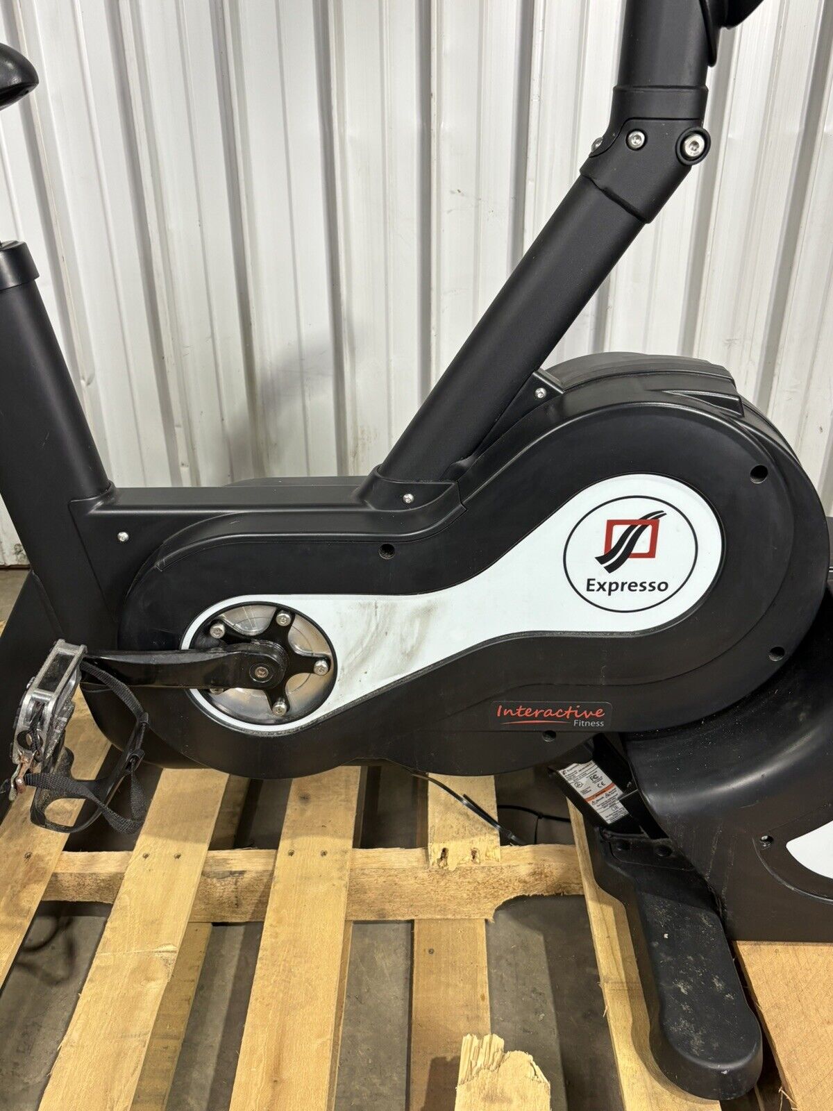 Expresso HD Interactive Upright Bike Tested Works Screen Freezes