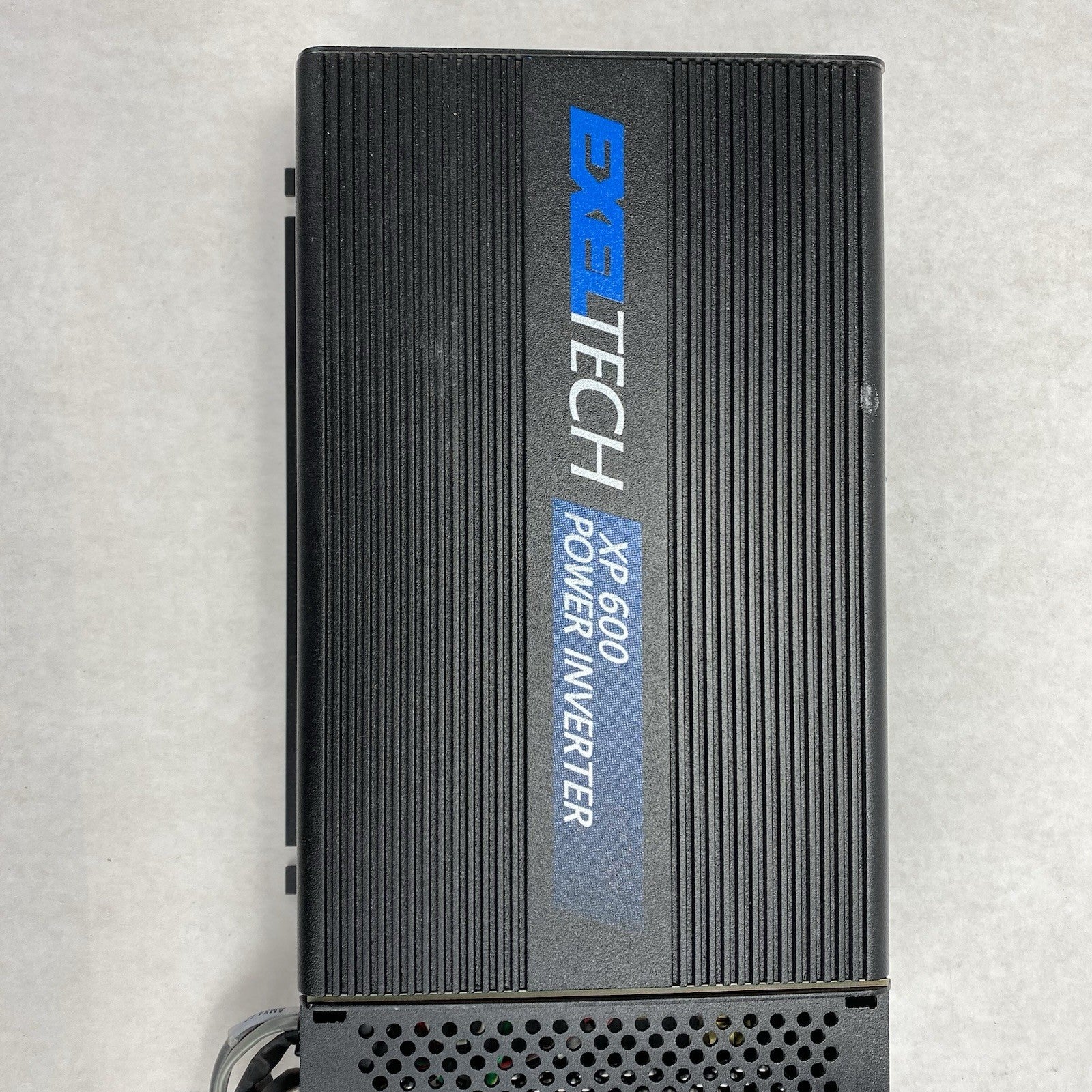 ExelTech XP 600 XP6-1-1-6-1-84 117V 5.13A 600W Power Inverter3