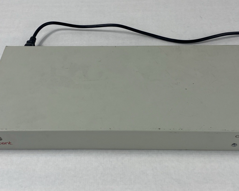 Avocent Outlook 1160ES 16 Port KVM Switch Power Tested No Power Cord
