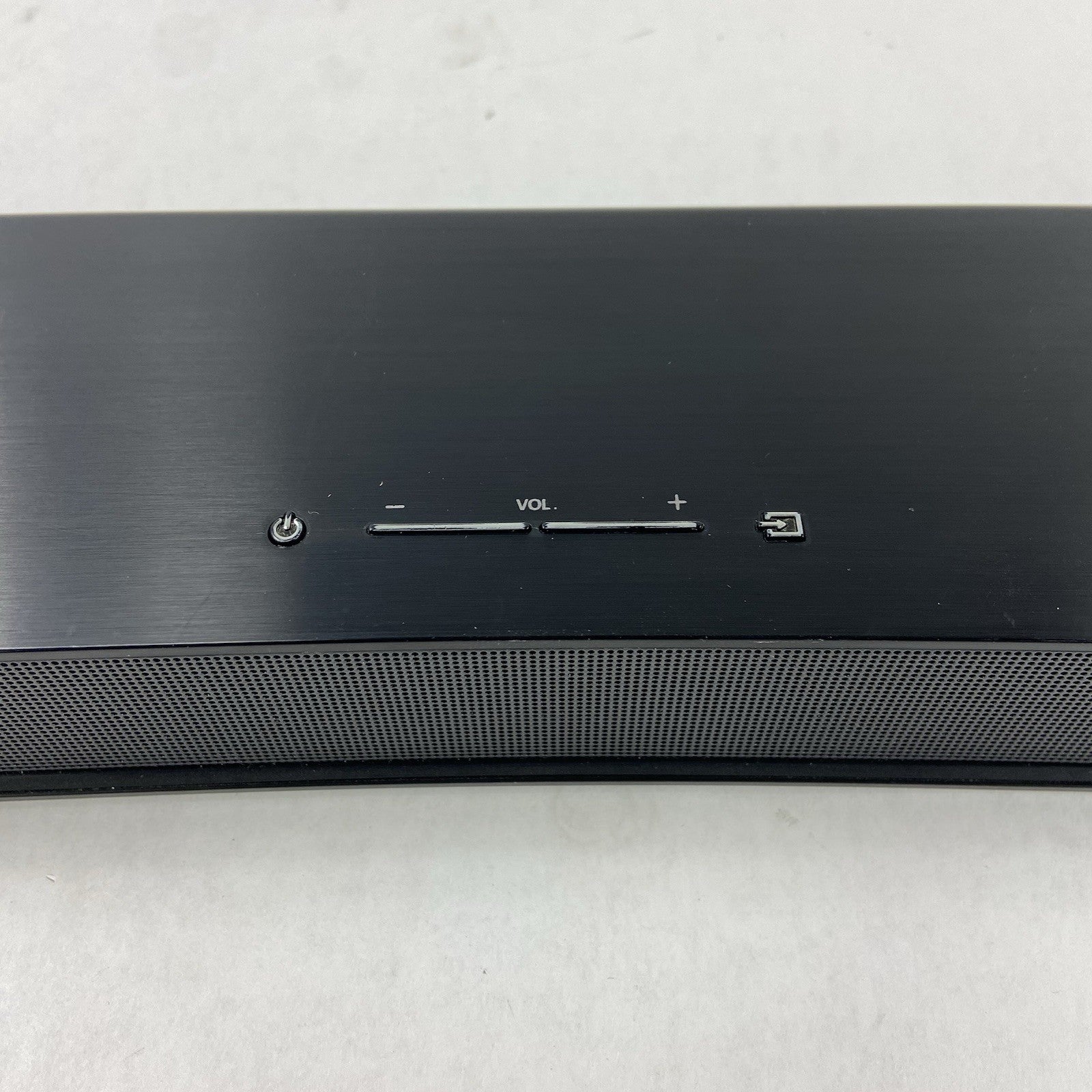 Samsung HW-J6000 Soundbar + Subwoofer7