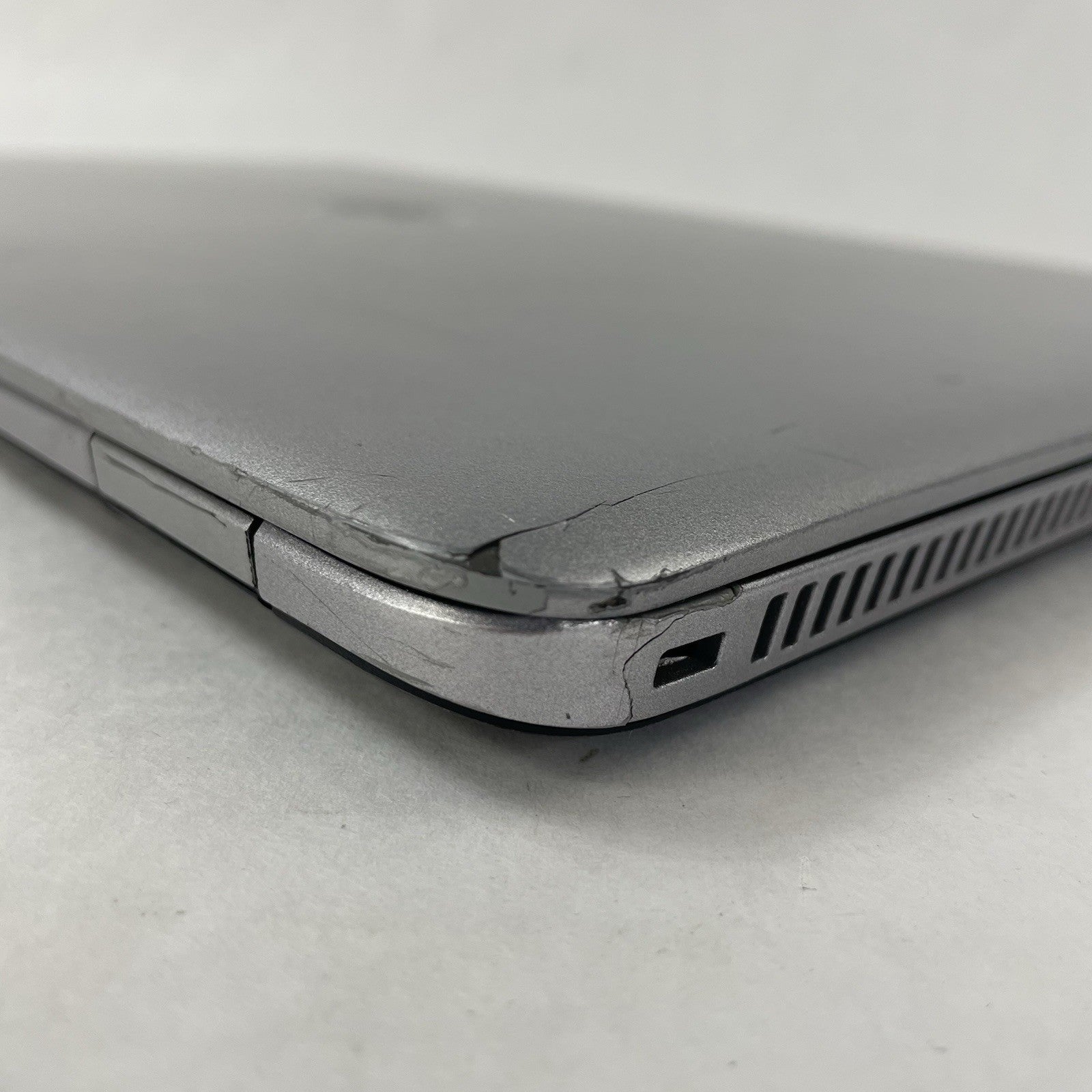 HP EliteBook 850 G3 15.6" i7-6500U 2.50 GHz 8 GB RAM No SSD/OS/AC/Battery - READ12