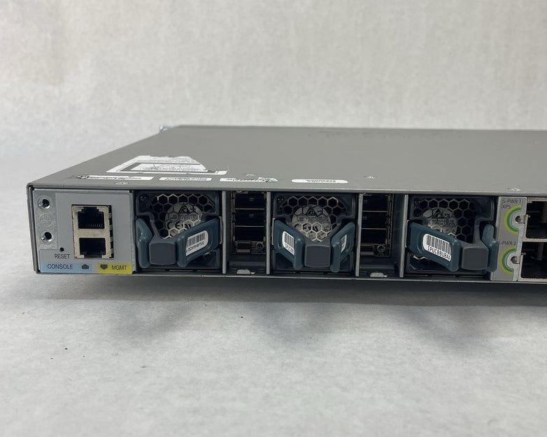Cisco Catalyst WS-C3850-48T-S 48 Port 1X PSU Tested Reset