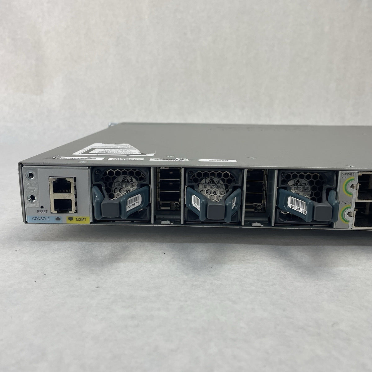 Cisco Catalyst WS-C3850-48T-S 48 Port 1X PSU Tested Reset9