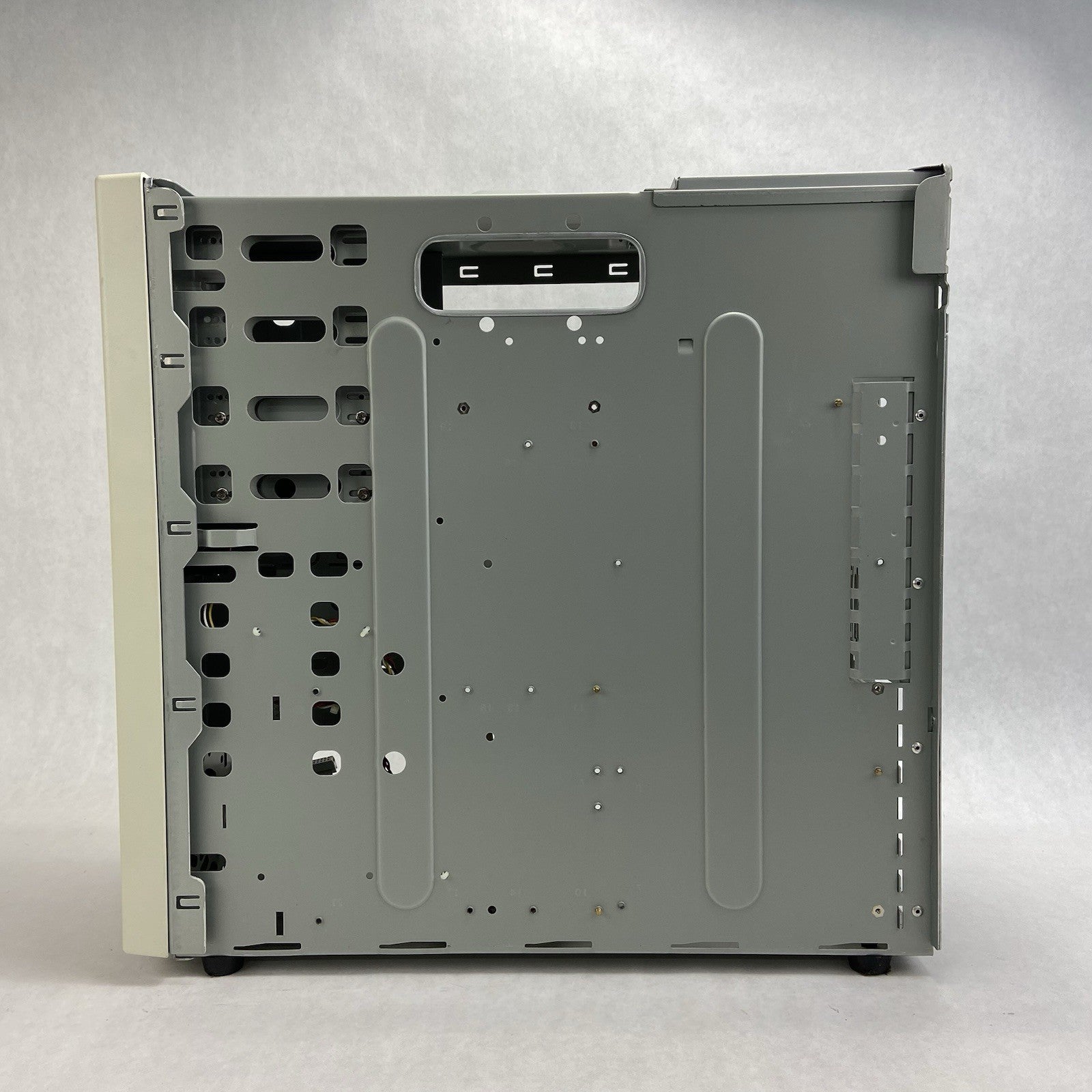 Vintage Quantex Mid Tower ATX Computer Case FSP Group FSP250-60GTW9