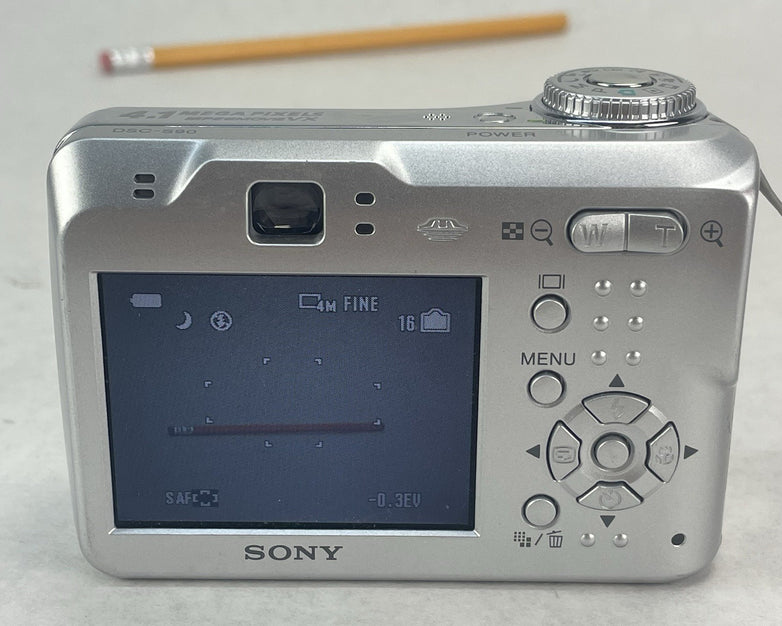 Sony Cyber-shot DSC-S90 Compact Digital Camera Tested