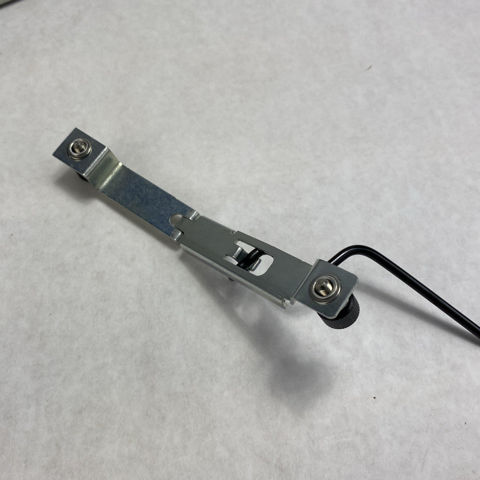 Dell JJ011 Rapid Rail Mounting Kit With Cable Management Arm For PowerEdge READ6
