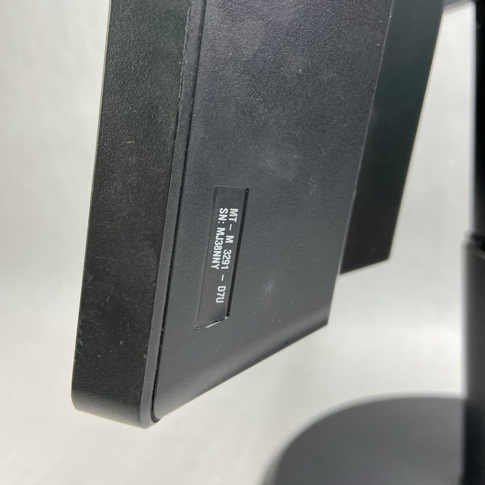 Lenovo ThinkCentre M92z AIO Intel Core i3-3240 3.4GHz 8GB RAM No HDD No OS4