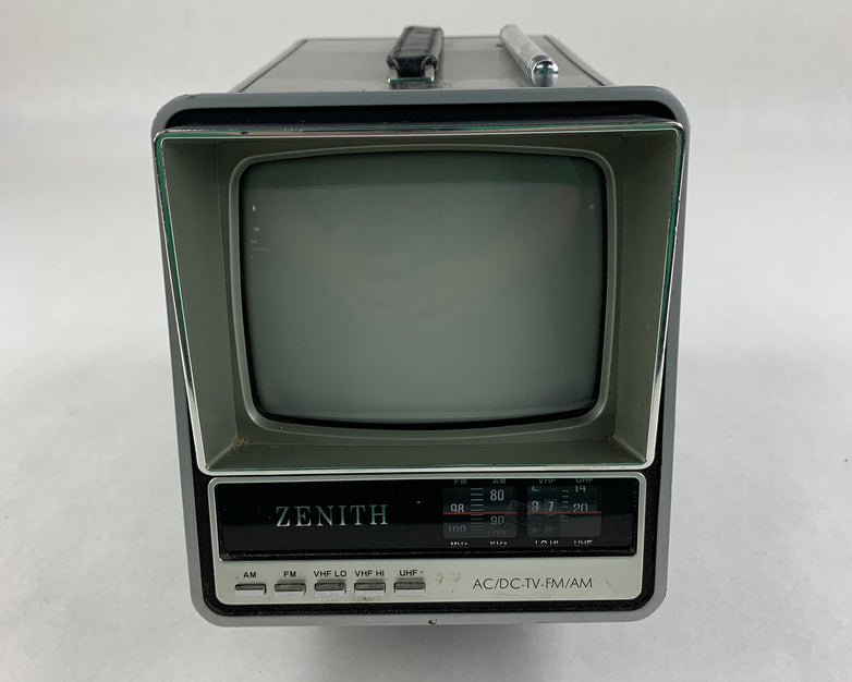 Zenith BT055S1 Portable 5” Television AM/FM Radio 1986 Vintage Untested