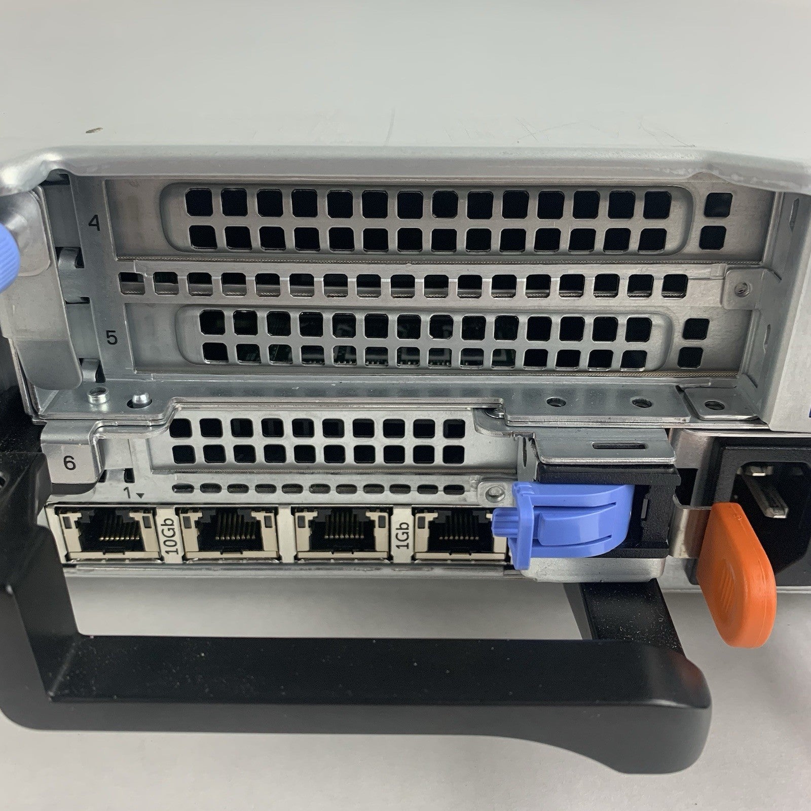 Dell PowerEdge R740 2x Xeon Silver 4114 2.20 GHz 64 GB RAM H740p No OS No HDD11