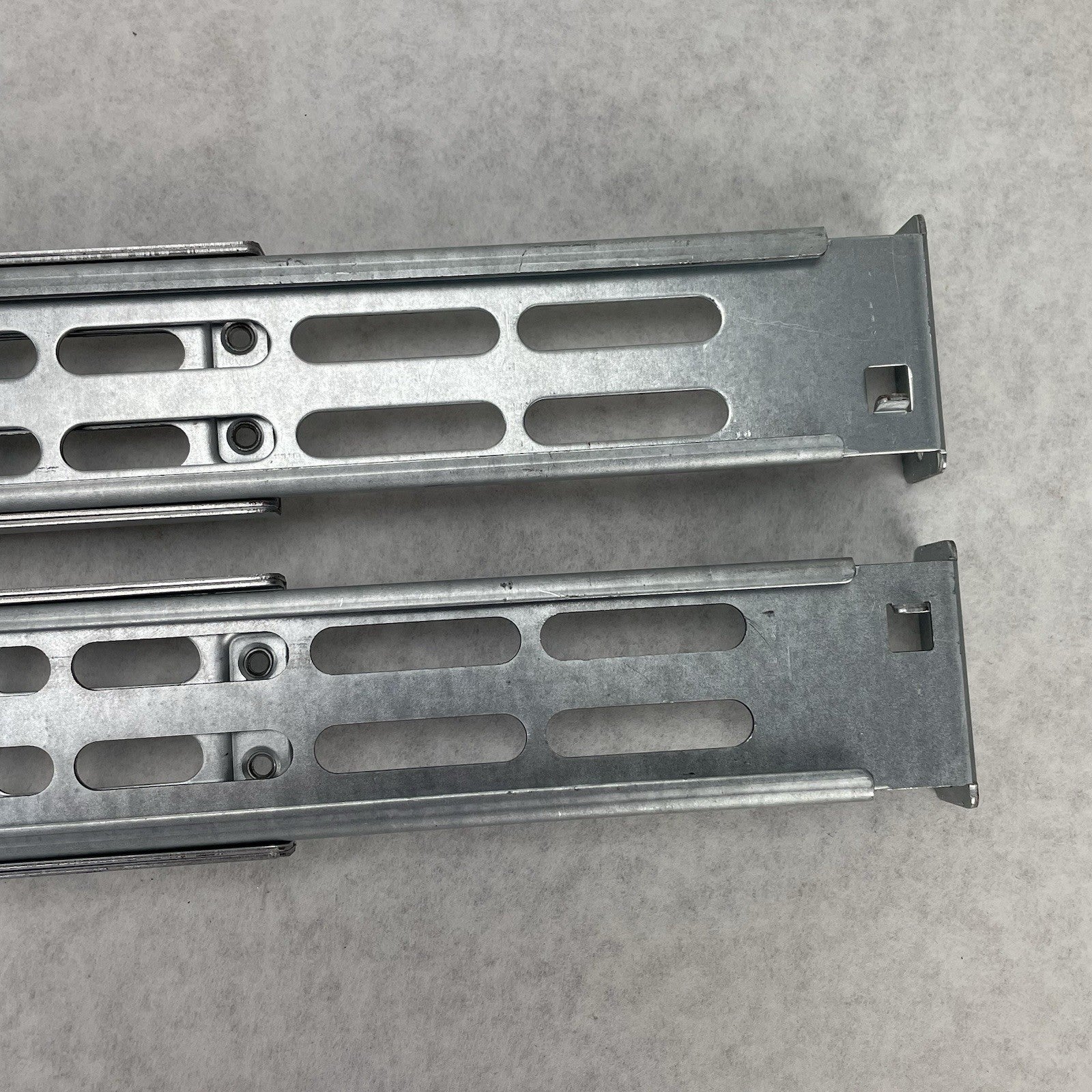 Dell SonicWall 1U Rack Mount Rails 411-000238-50 411-000241-507
