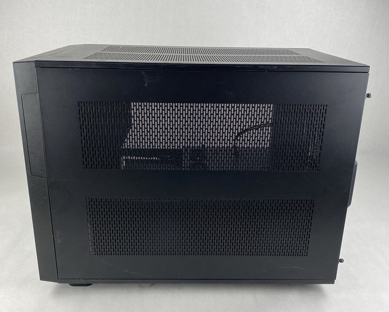Thermaltake Core X9 E-ATX Cube Computer Case