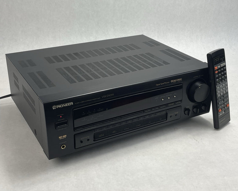 Pioneer VSX-D503S Audio/Video AV Receiver Has Issues Read Descripton