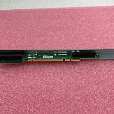 Supermicro RSC-R1UU-3E8-CS045 3-Port Riser Card