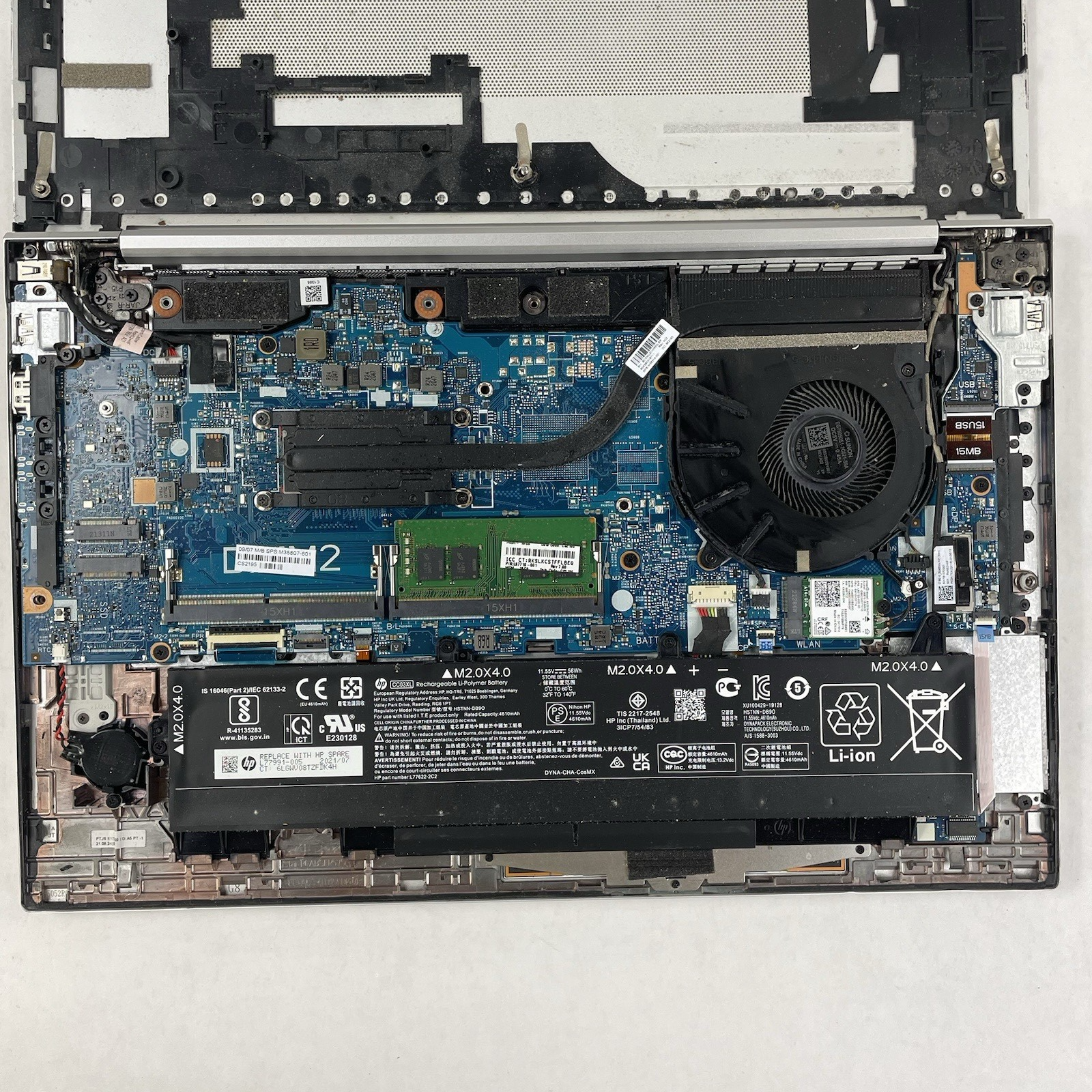 HP EliteBook 850 G8 15.6" i5-1145G7 2.60 GHz 16 GB RAM No SSD/OS/AC - Dents18