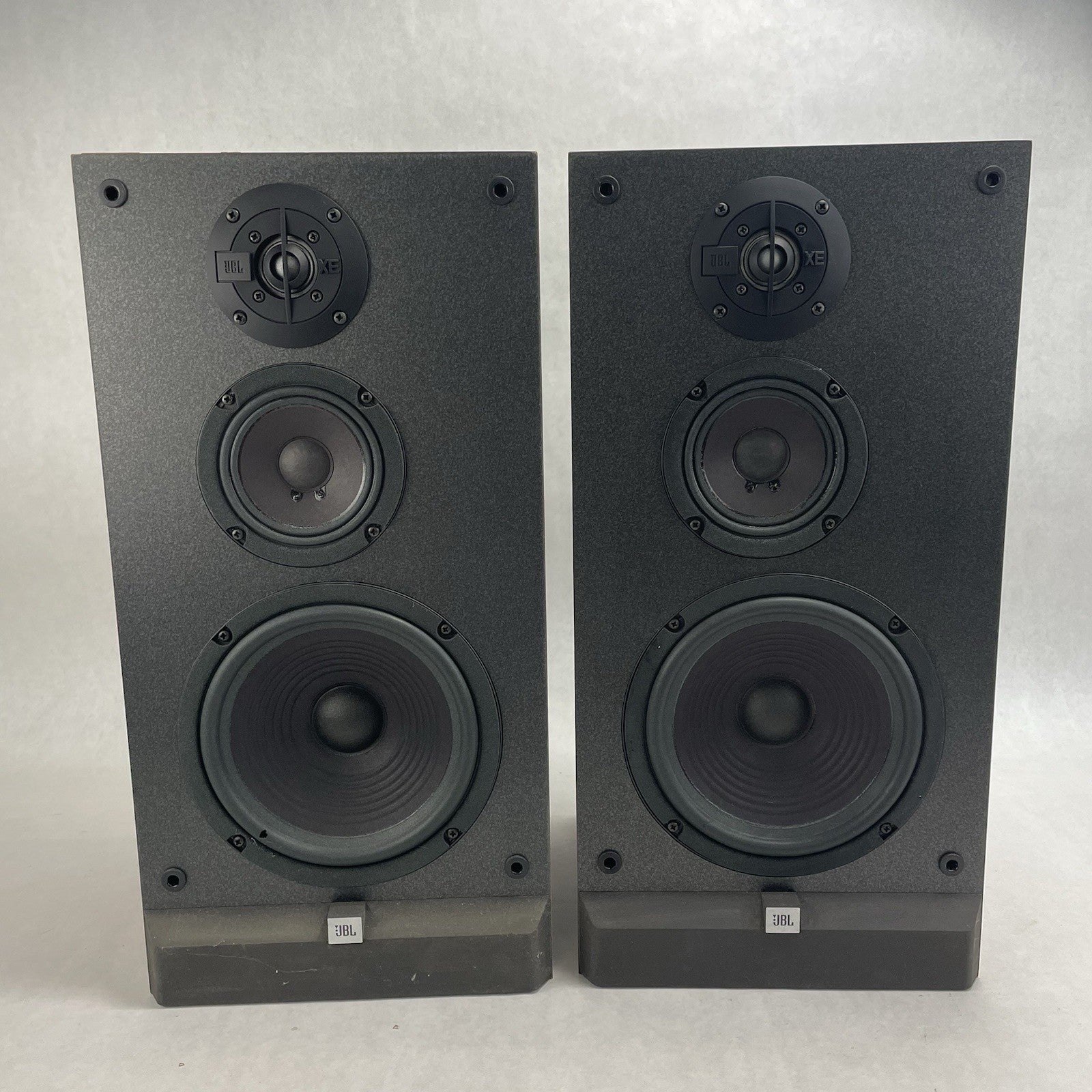 JBL P30 Large Bookshelf Speakers Tested3