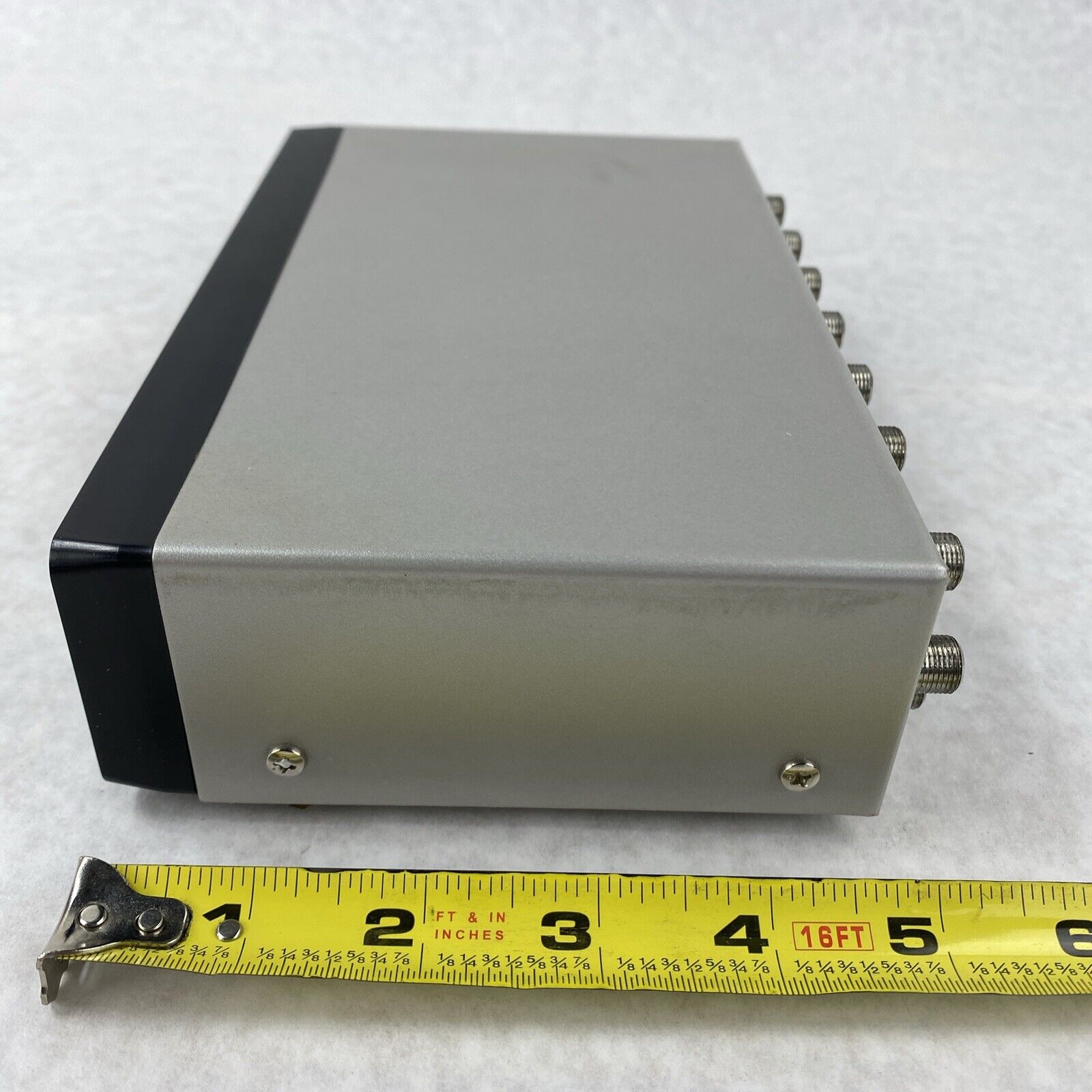 Universal V-4603 Vintage VX Series Electronic Video Switcher