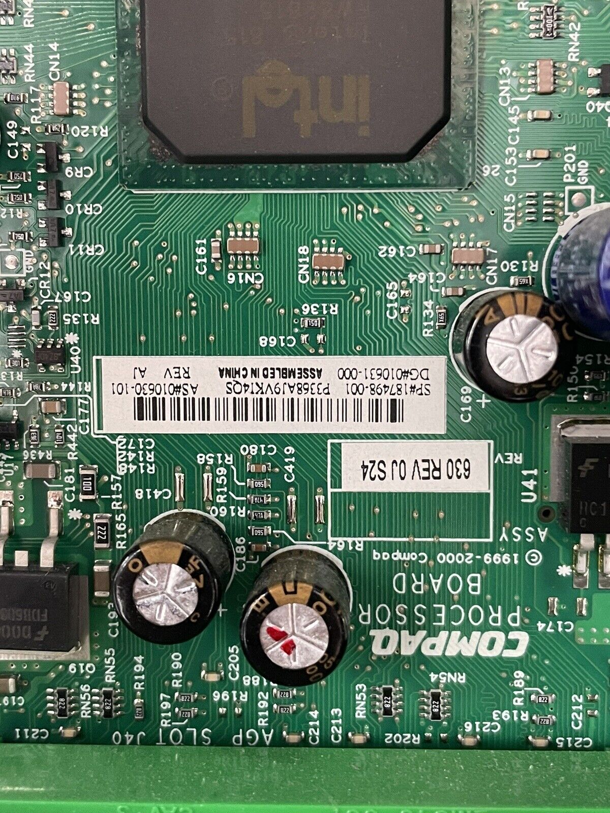 Compaq DeskPro MT Intel Pentium III 733MHz 256MB RAM No HDD No OS