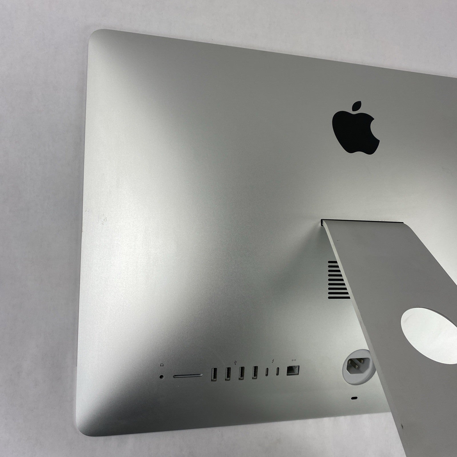 Apple A1418 iMac Retina 4k 21.5" 2017 3.4GHz i5 32GB RAM 1TB HDD os13.7.6