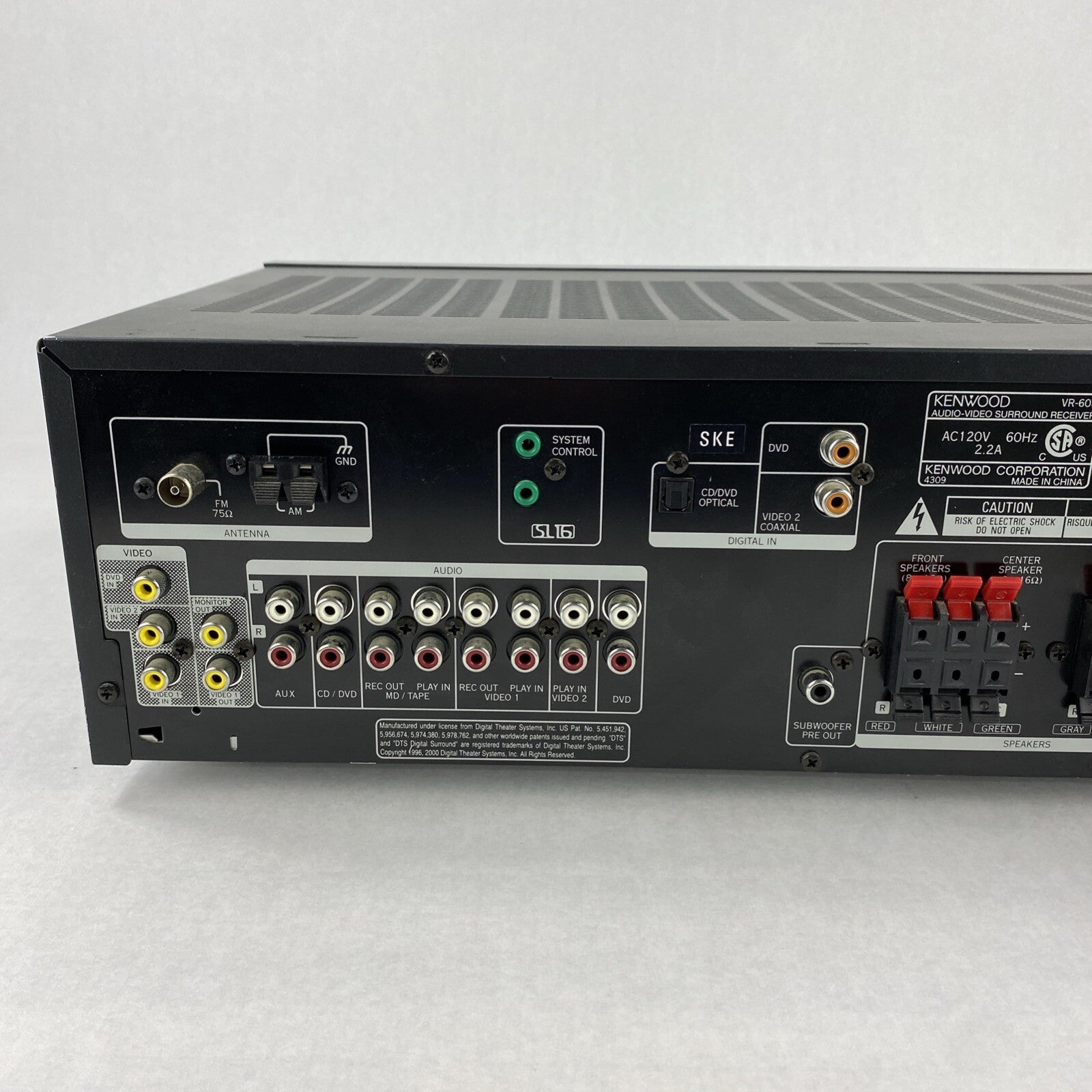 Kenwood VR-605 Audio Video Surround Receiver No Remote