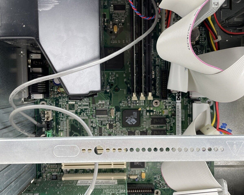 Dell Dimension V350 MT Intel Pentium II 350MHz 64MB RAM No HDD No OS