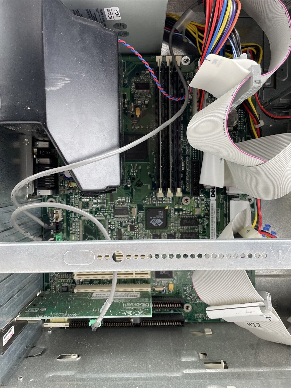 Dell Dimension V350 MT Intel Pentium II 350MHz 64MB RAM No HDD No OS