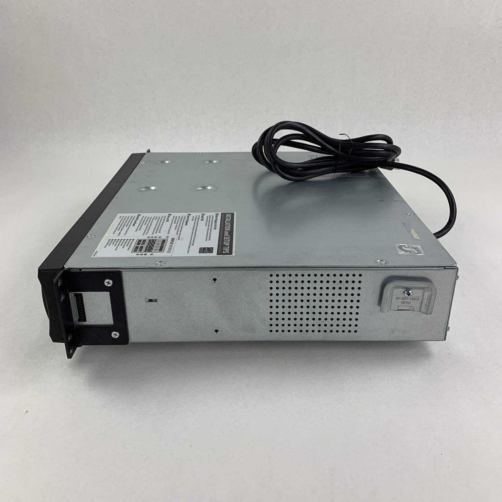 APC SMT750RM2U Line Interactive Rackmount Smart-UPS  No Battery Tested