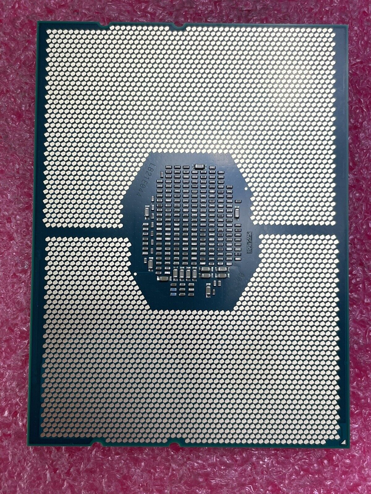 Intel Xeon Gold 6134 SR3AR 3.2GHZ 8 Core CPU Processor