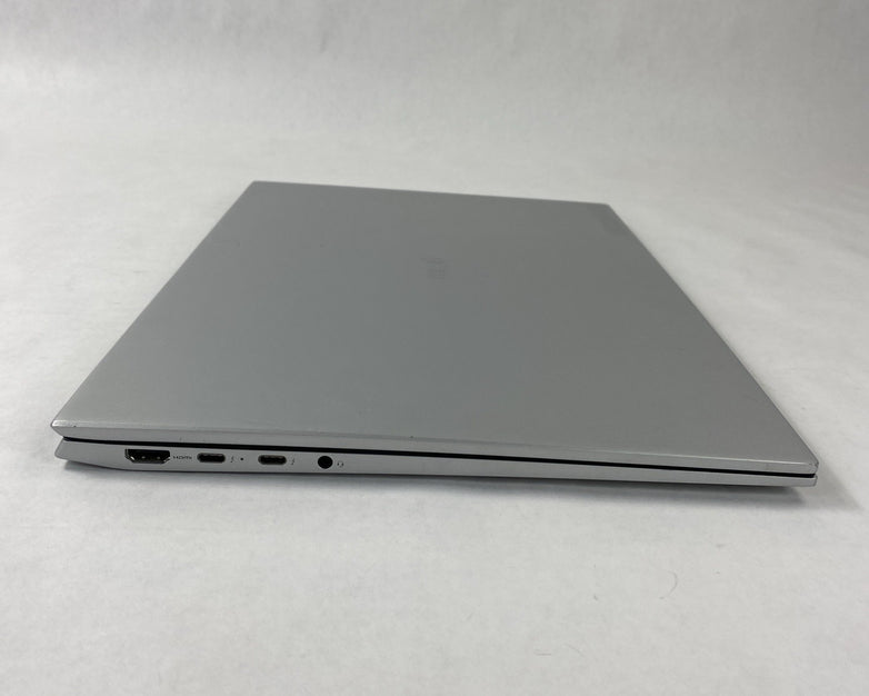 LG Gram 17Z90P-N.APS5U1 Intel Core i7-1165G7 2.80 GHz 16 GB RAM 17" No SSD No OS