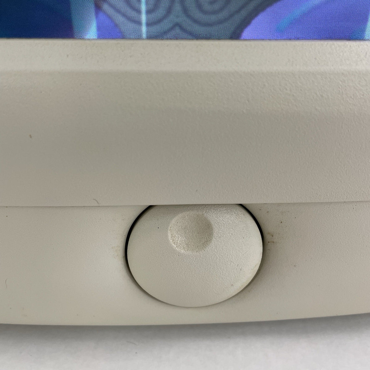 Gateway EV700B 16" 85hz 1024x768 VGA CRT Monitor - Tested3